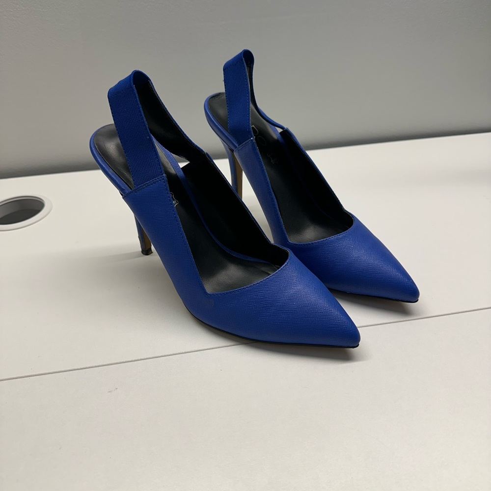 Aldo blue pump size 7
